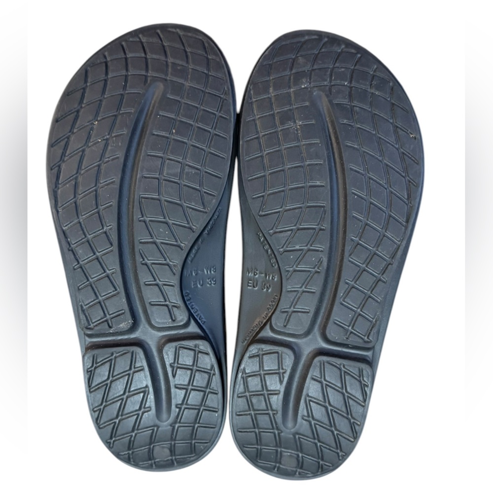 OOFOS OOahh Recovery Slide Sandals Women’s Size 8 Men’s Size 6 Black - Picture 7 of 8